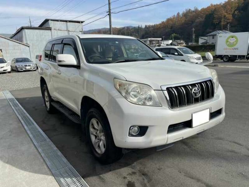 LAND CRUISER PRADO-9