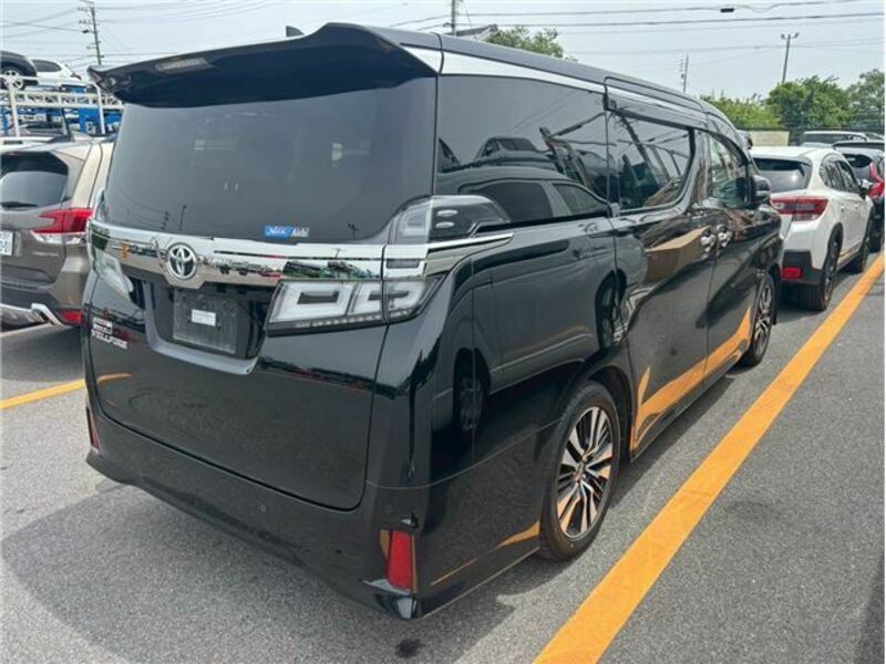 VELLFIRE-1