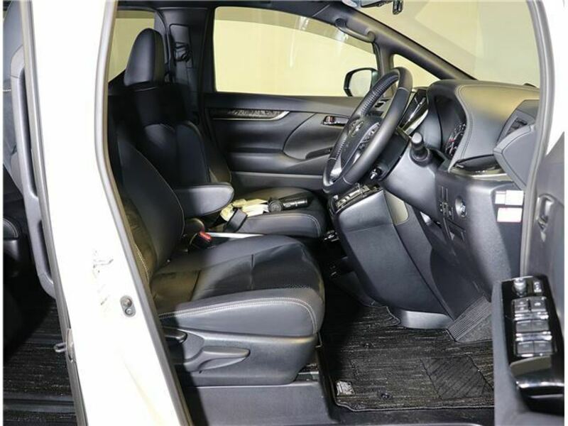 ALPHARD-43