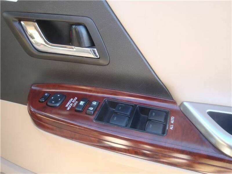 VELLFIRE-21