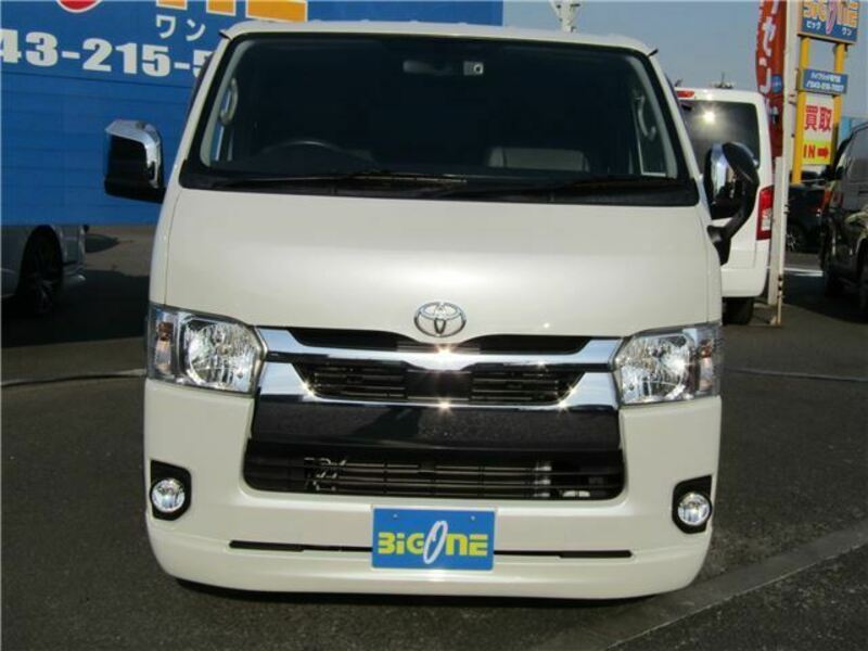 HIACE VAN