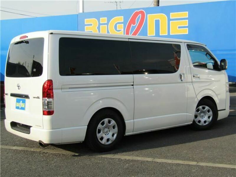 HIACE VAN