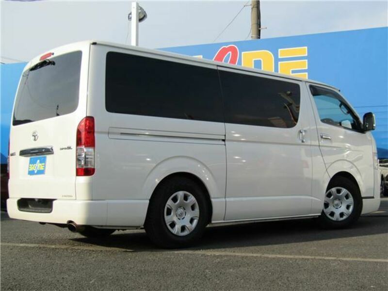 HIACE VAN