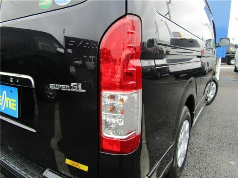 HIACE VAN