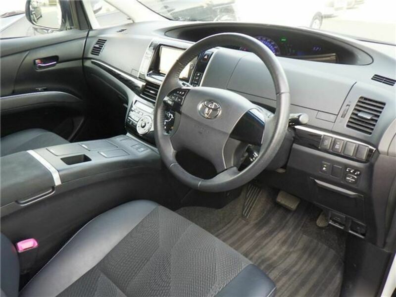ESTIMA HYBRID-4