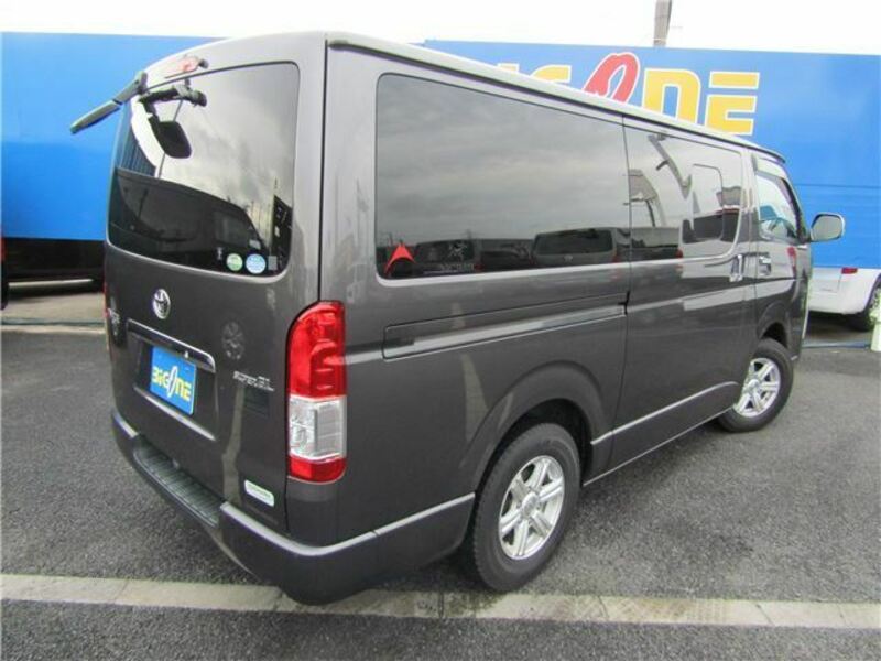 HIACE-1