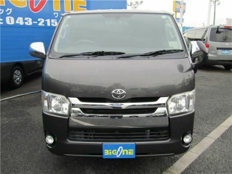 HIACE-11