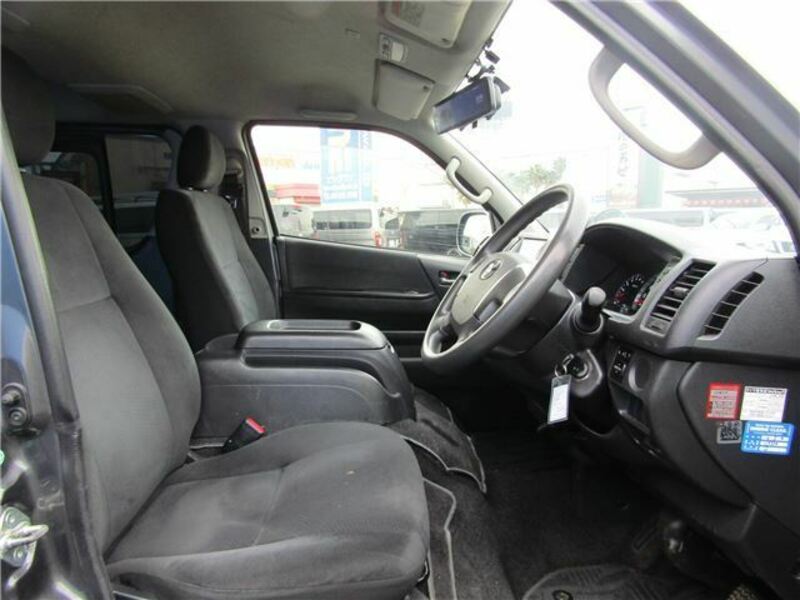 HIACE-15