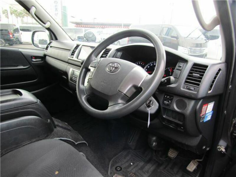 HIACE-17