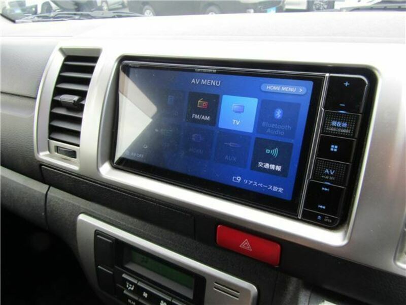 HIACE-28