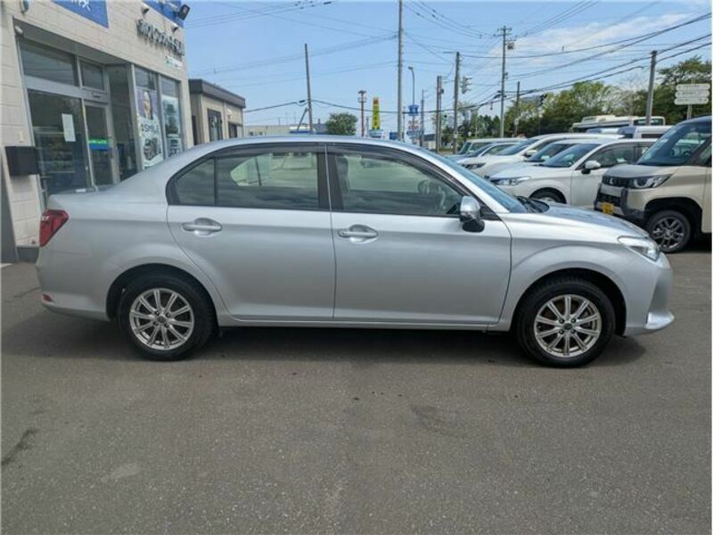 COROLLA FIELDER
