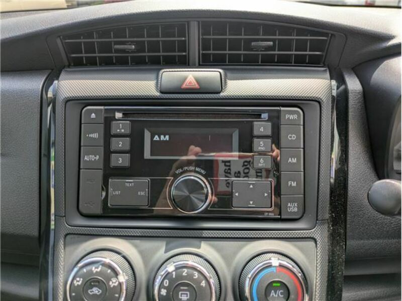 COROLLA FIELDER