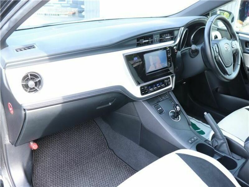AURIS