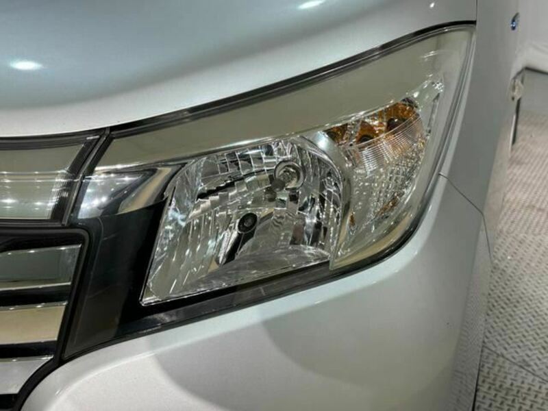 DELICA D2