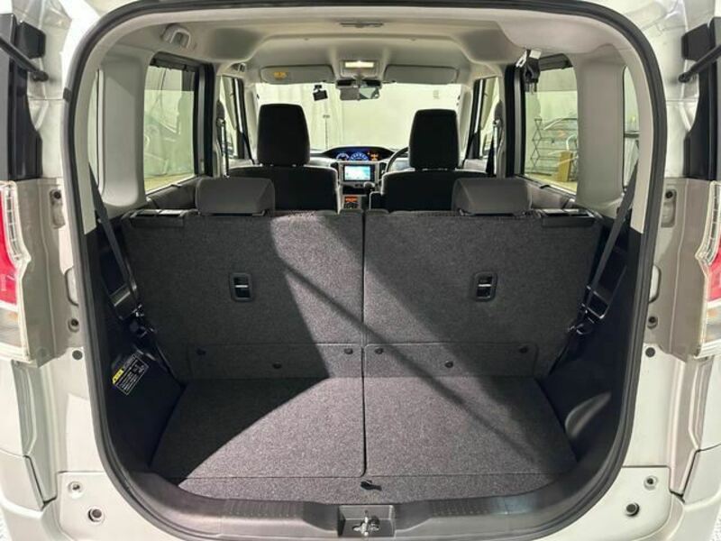 DELICA D2