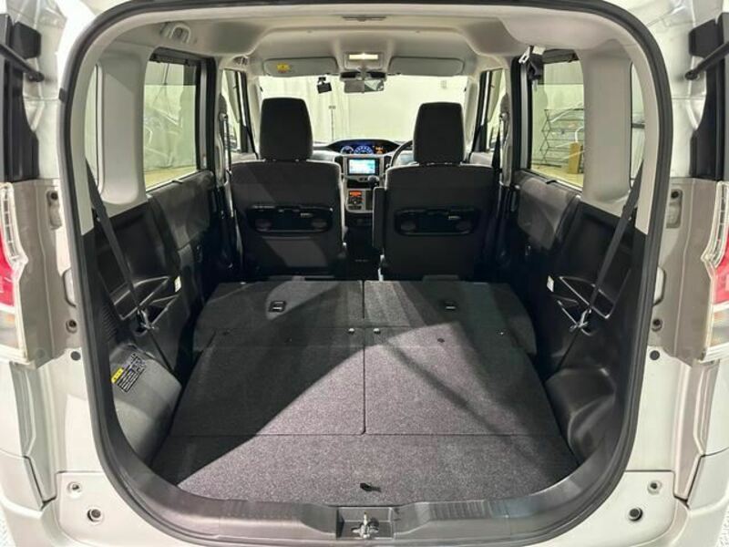 DELICA D2