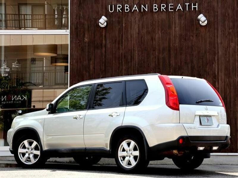 X-TRAIL-1
