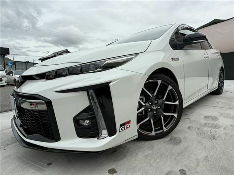 PRIUS PHV