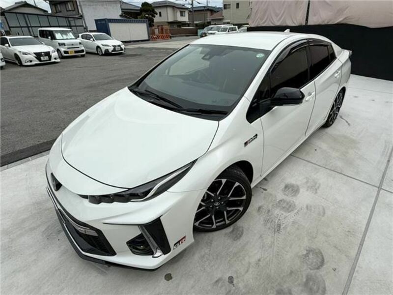 PRIUS PHV