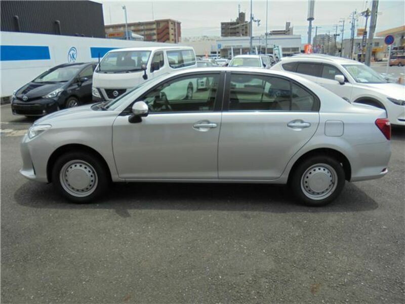 COROLLA AXIO