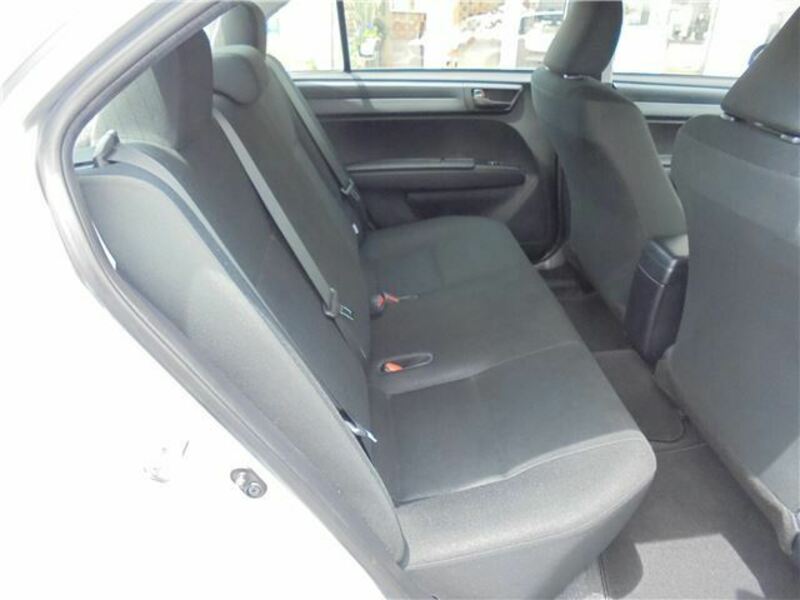 COROLLA AXIO