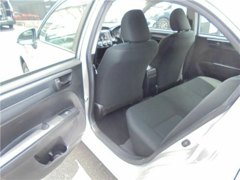 COROLLA AXIO
