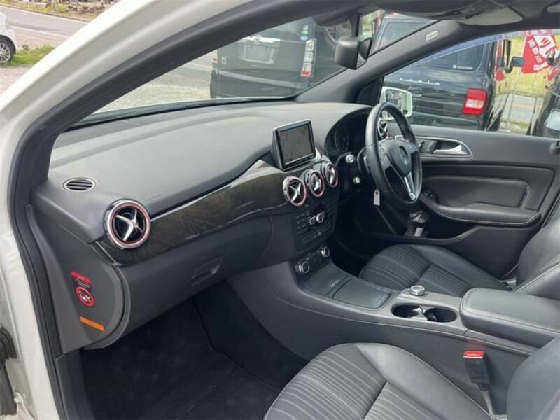 B-CLASS