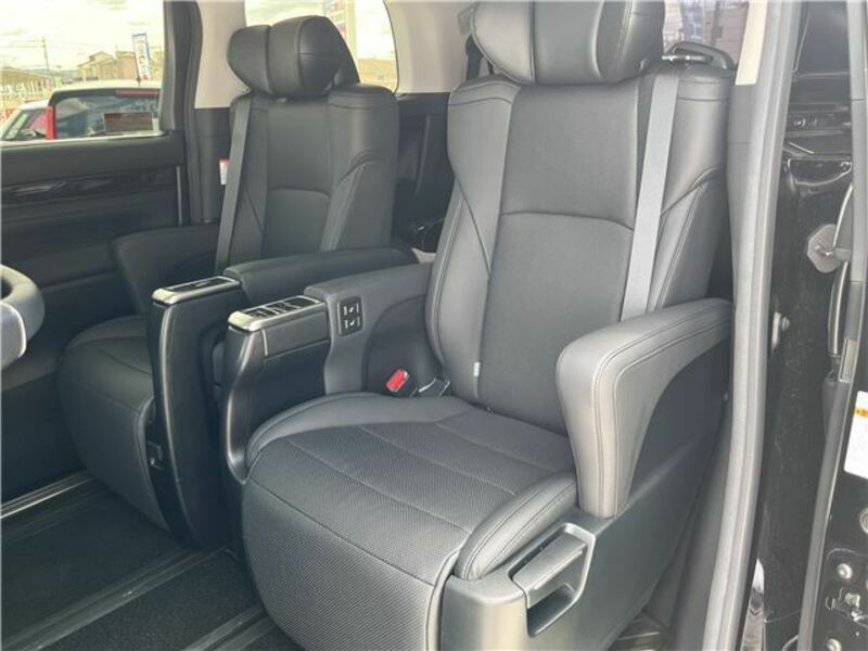 ALPHARD-29