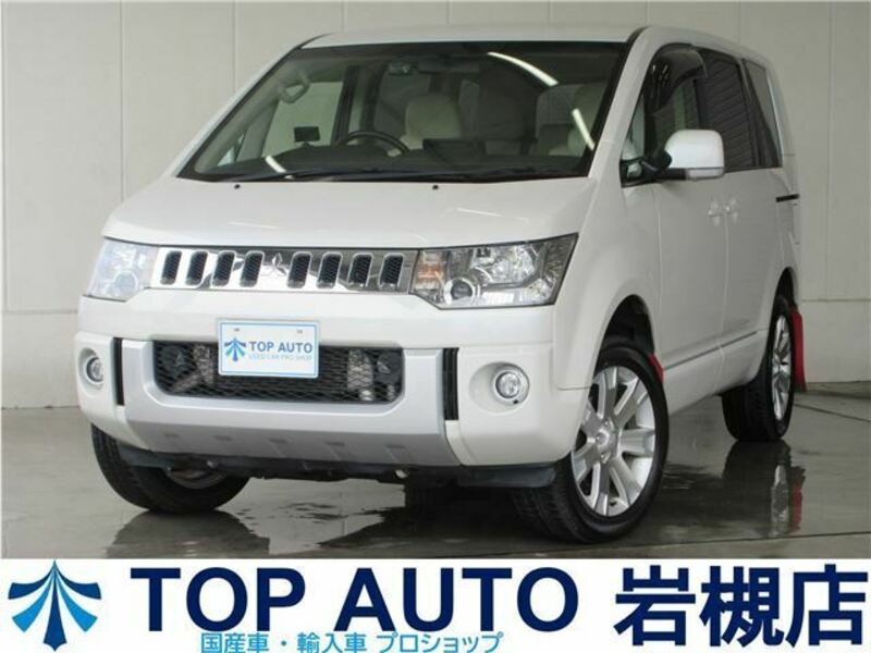MITSUBISHI DELICA D5