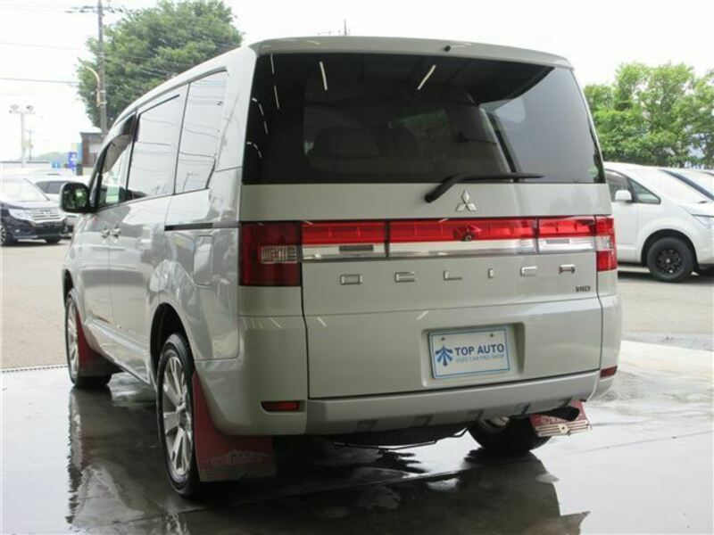 DELICA D5