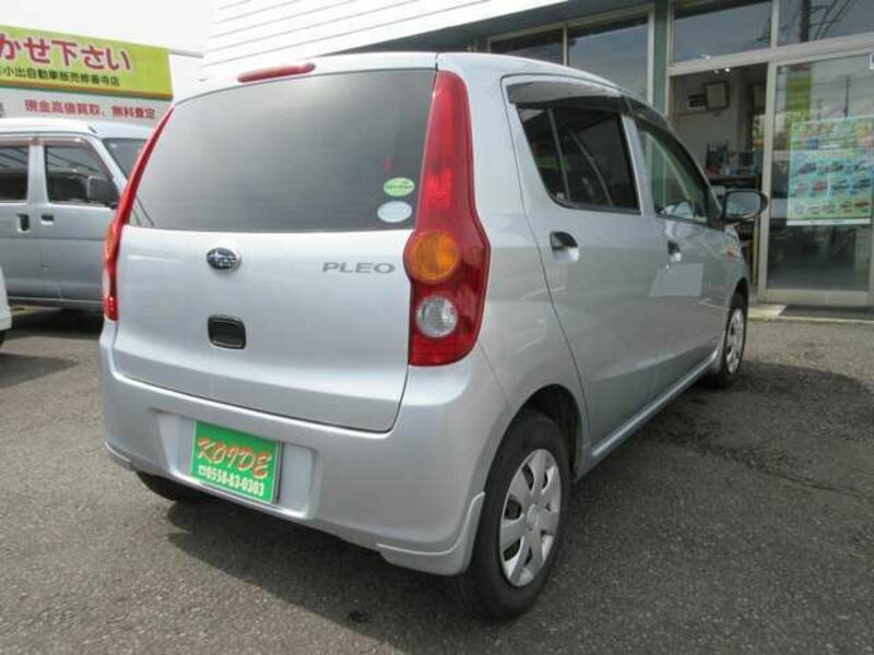 PLEO-6
