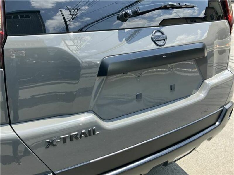 X-TRAIL