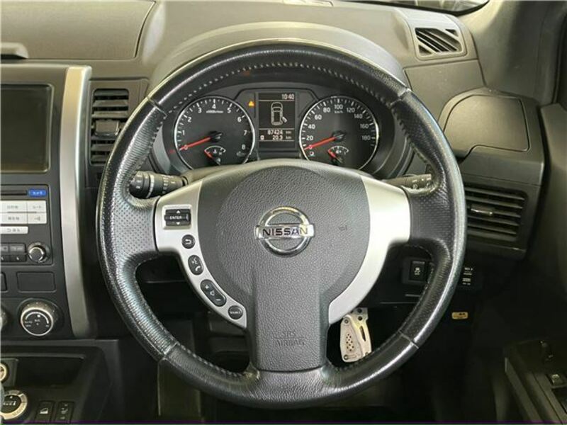 X-TRAIL