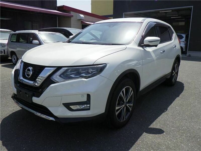 X-TRAIL-0