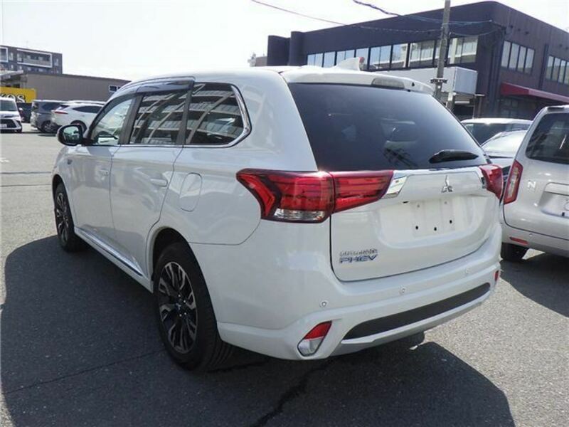 OUTLANDER PHEV