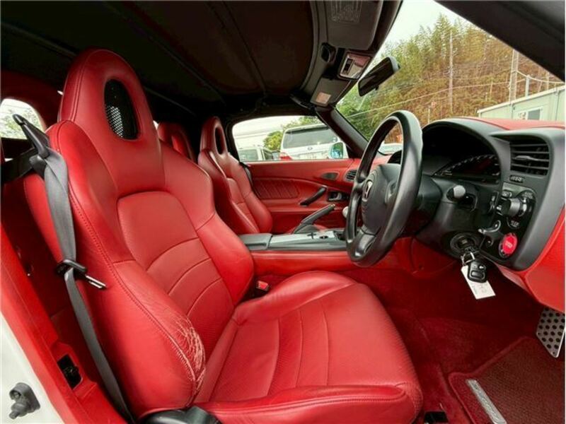 S2000