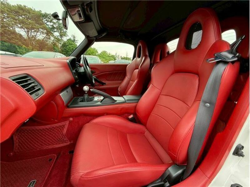 S2000