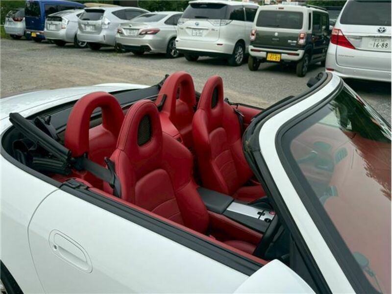 S2000