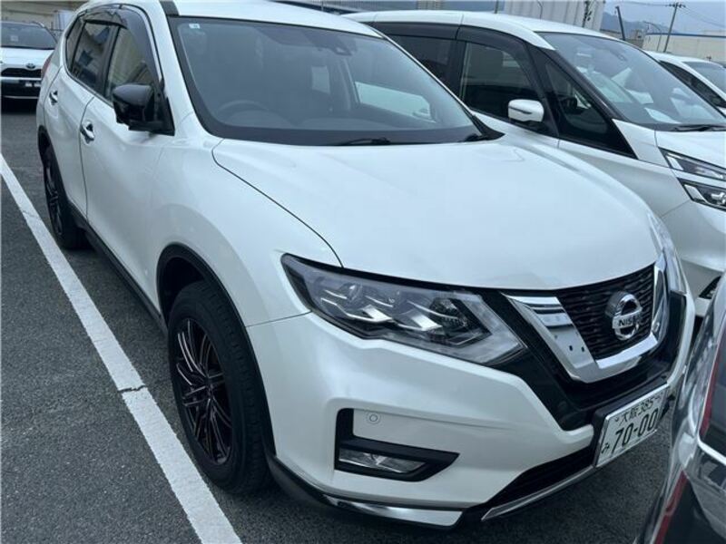 X-TRAIL