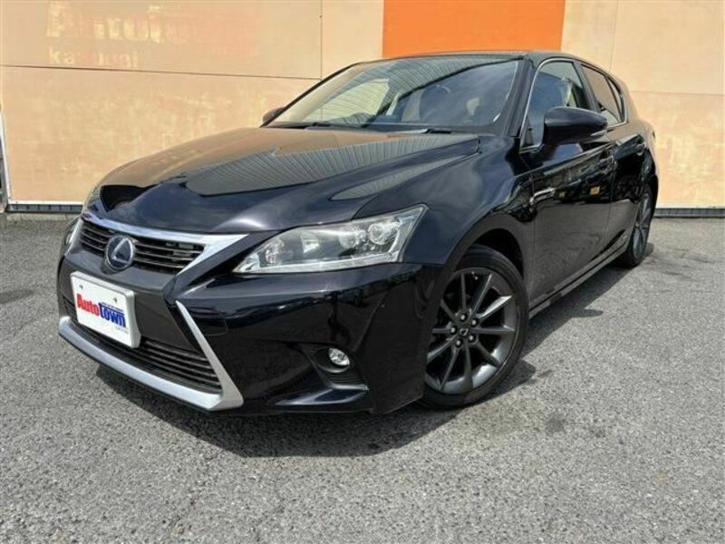 LEXUS　CT