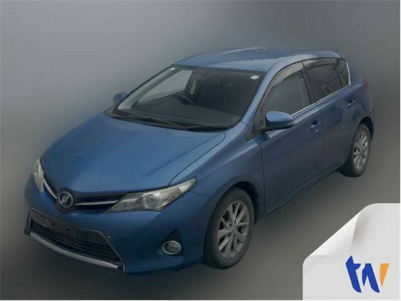 TOYOTA AURIS