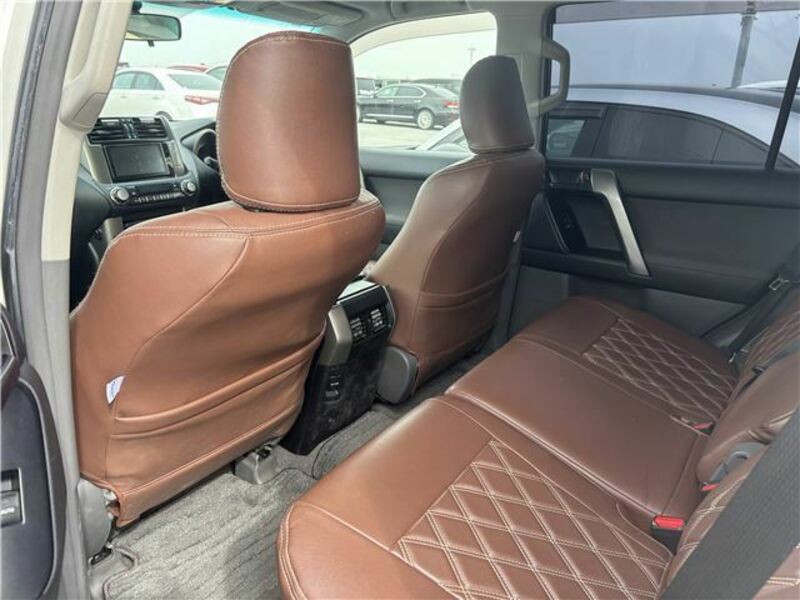 LAND CRUISER PRADO-6