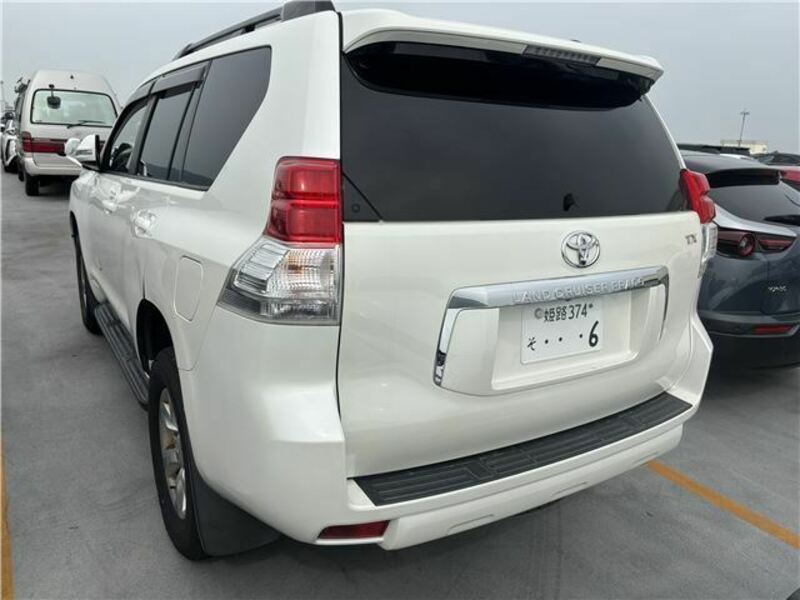 LAND CRUISER PRADO-7