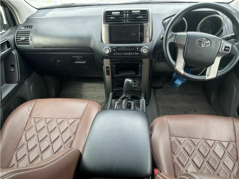 LAND CRUISER PRADO-9