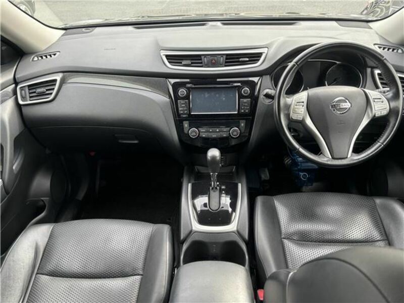 X-TRAIL-8