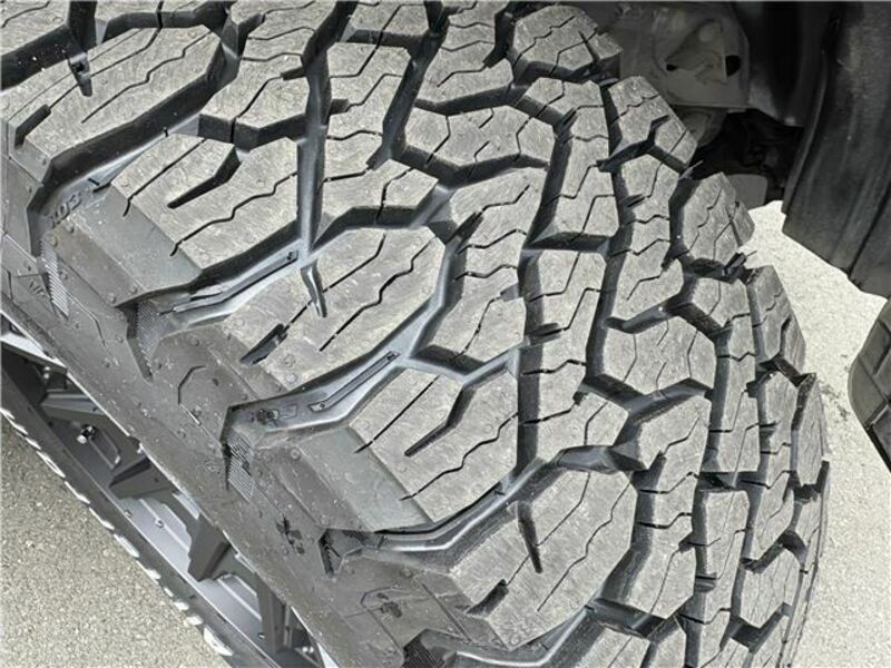 LAND CRUISER PRADO-4