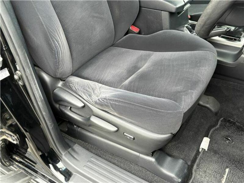 LAND CRUISER PRADO-18