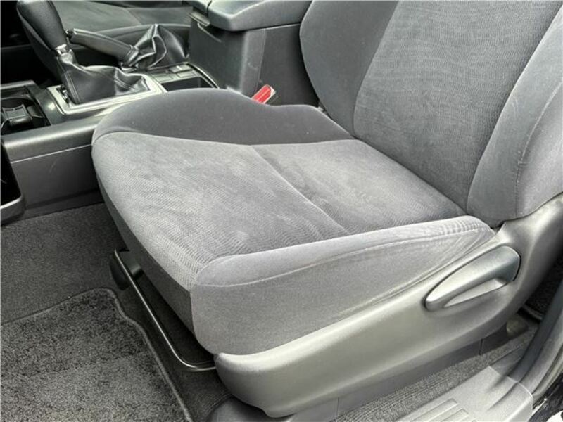 LAND CRUISER PRADO-21