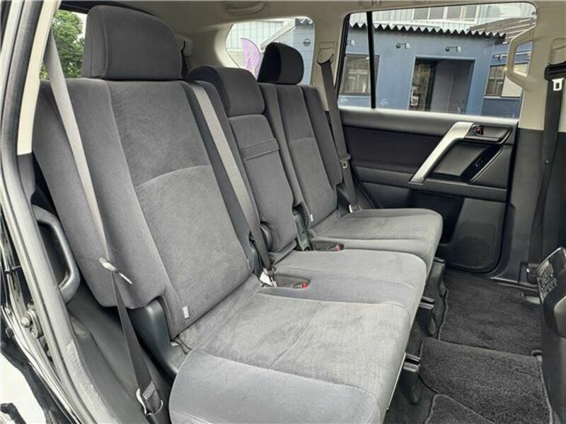 LAND CRUISER PRADO-22
