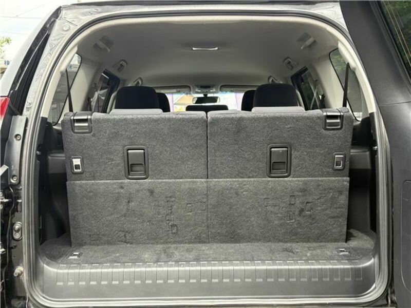 LAND CRUISER PRADO-26